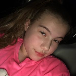 Meet your Posher, Abbie